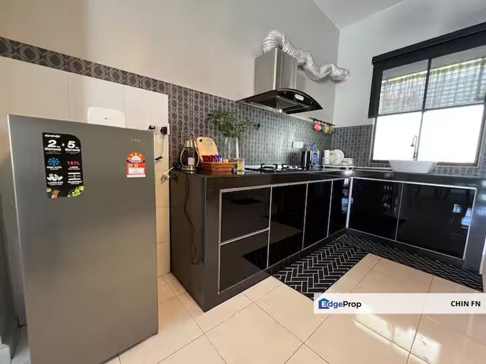 24hr Security Swimming Pool Fully Furnish Country Villa Ayer Keroh Melaka, Melaka, Jasin