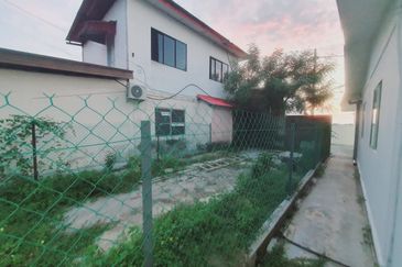 RUM AWAM BERTAM MALIM