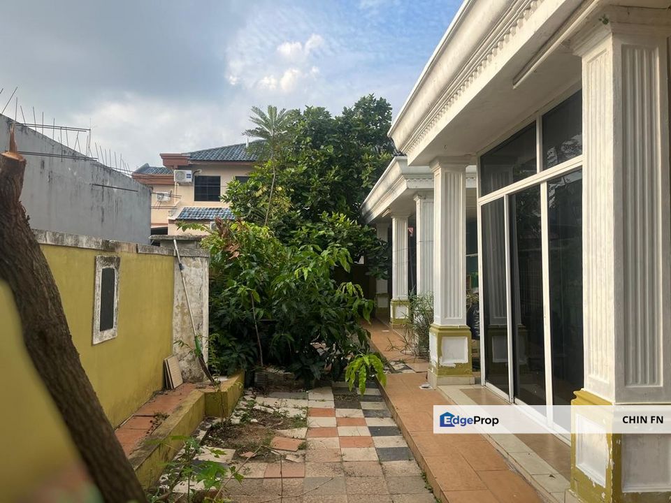 End Lot Big 3000 sqft 2 Sty Teres House Merdeka Jaya Batu Berendam Melaka, Melaka, Batu Berendam
