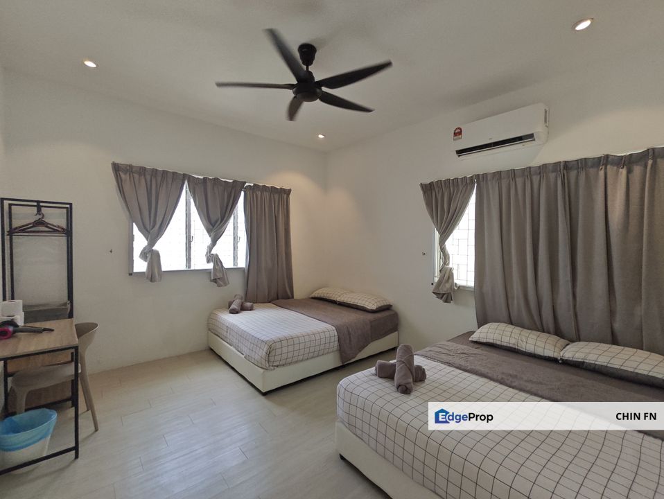 Fully Renovated Homestay Swimming Pool 1 Sty Freehold Bungalow Klebang Melaka, Melaka, Klebang