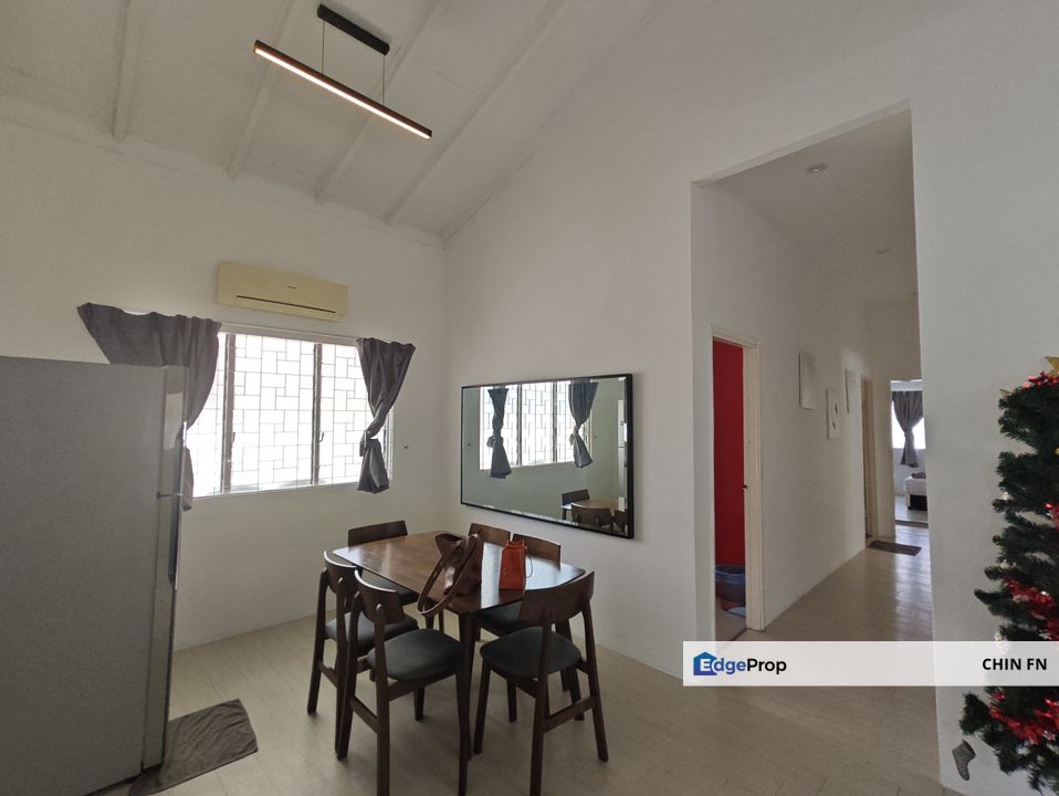 Fully Renovated Homestay Swimming Pool 1 Sty Freehold Bungalow Klebang Melaka, Melaka, Klebang