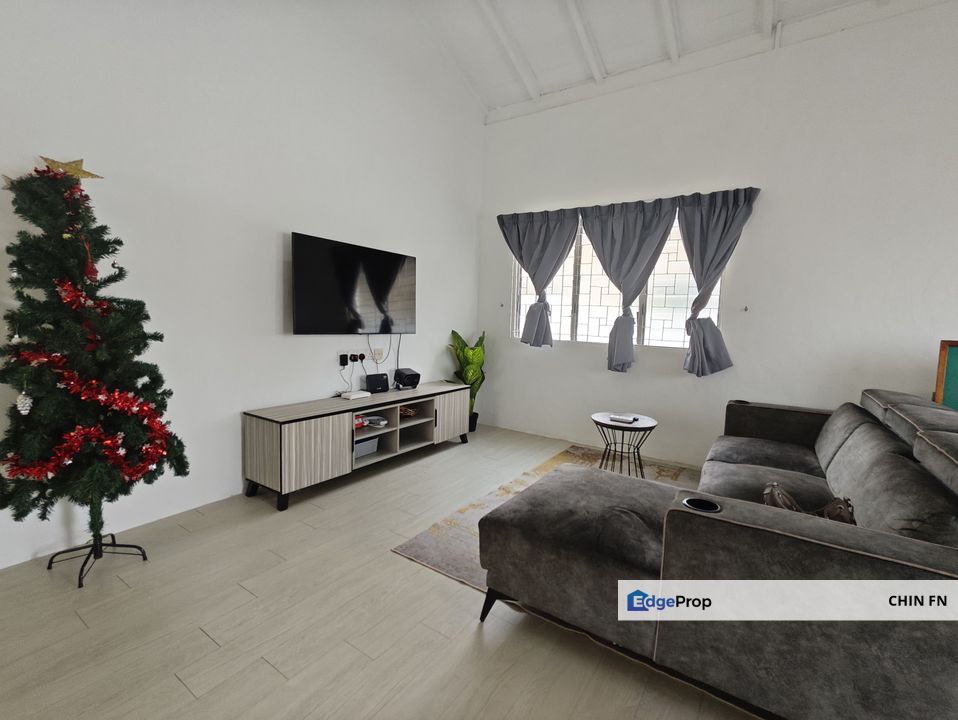 Fully Renovated Homestay Swimming Pool 1 Sty Freehold Bungalow Klebang Melaka, Melaka, Klebang