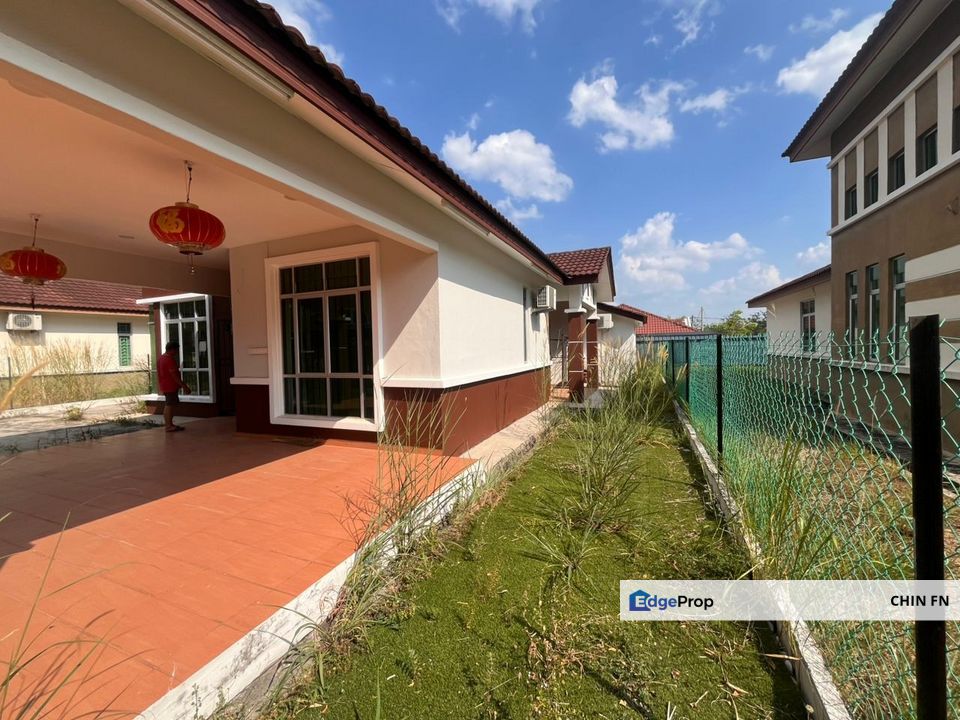 Below Value 10% Less RM60K Freehold 1.5 Sty Bungalow Krubong Perdana Melaka, Melaka, Durian Tunggal