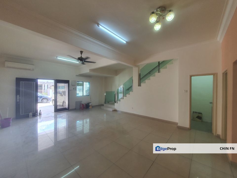 24hr Security Below Value RM40K 2 Teres Muzaffar Heights Ayer Keroh, Melaka, Ayer Keroh