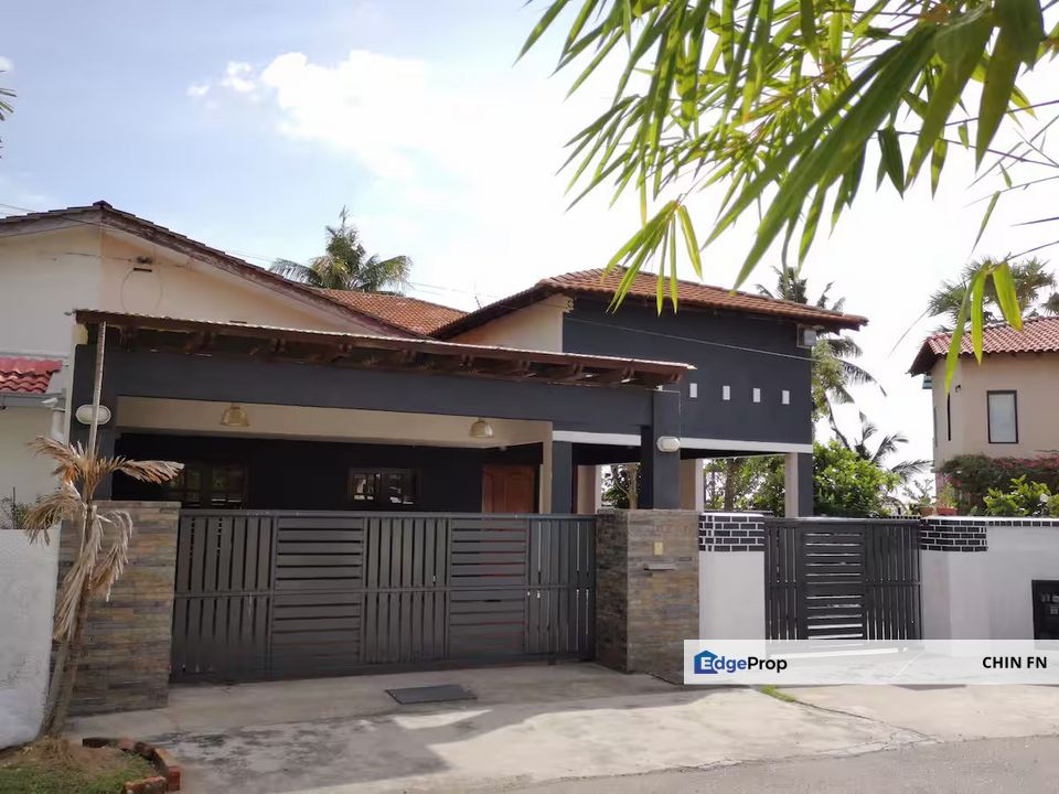 Facing Seaview Peaceful Freehold 2 Sty Semi D Ujong Pasir House Melaka, Melaka, Melaka Tengah