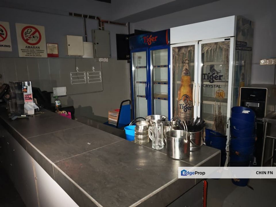 Below Bank Value 44% Less RM1M 4 Unit Adjoining 3 Sty Shop Melaka Raya, Melaka, Melaka Raya