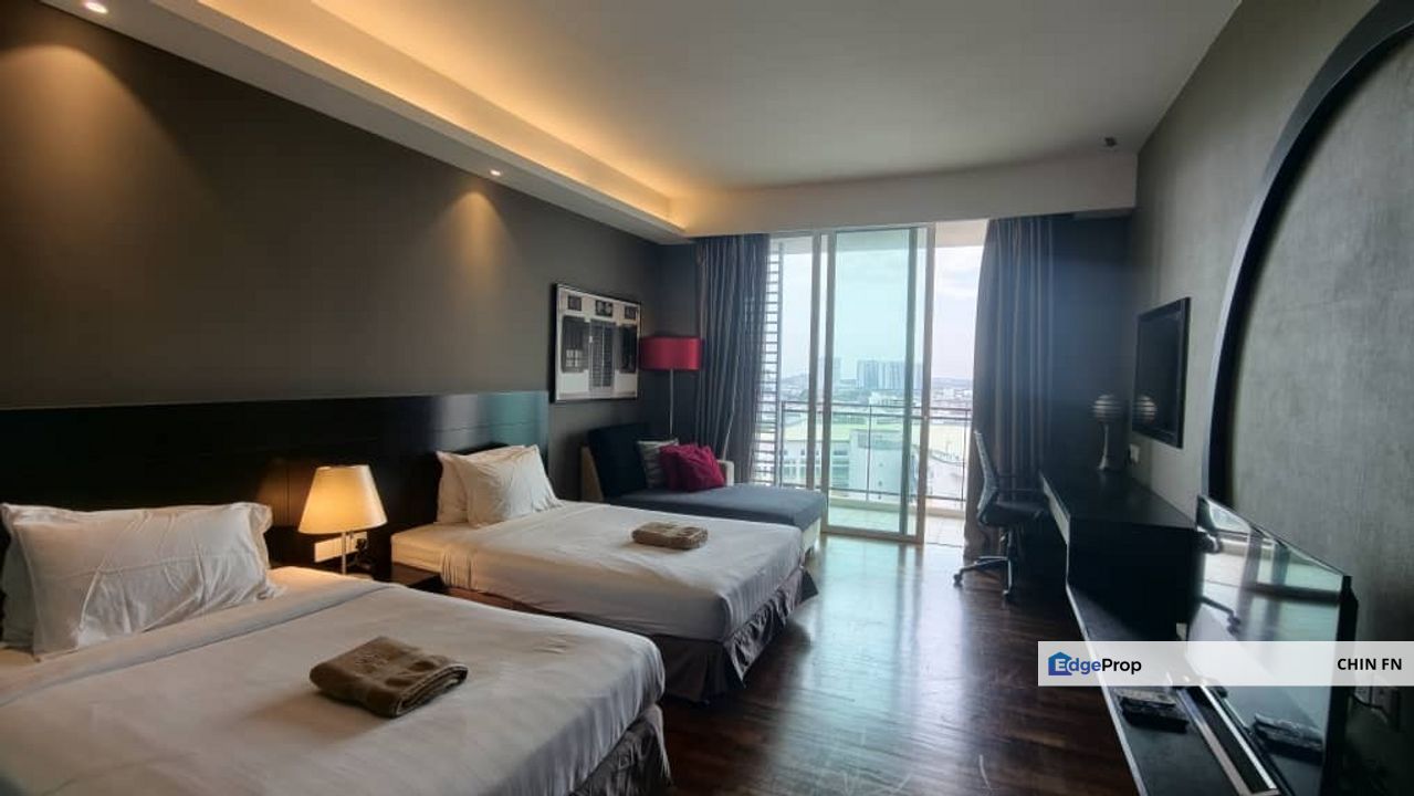 Freehold High Floor 5% ROI Ready Tenant Below Value RM90K The Shore Melaka, Melaka, Melaka Tengah