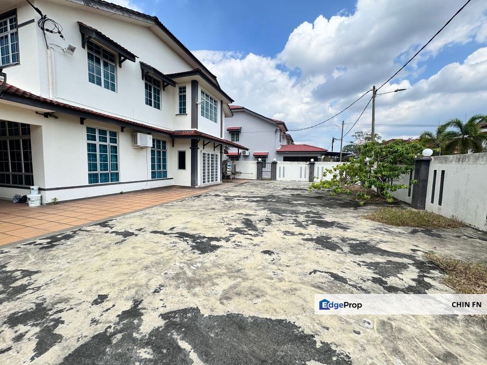 Fully Renovated Corner 2 Sty Terrace House 4000 sqft Semabok Perdana Melaka, Melaka, Melaka Jaya