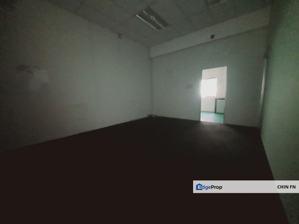 4 Partition Room Carpet 1st Floor Office Pusat Niaga Bukit Baru Utama Melaka, Melaka, Melaka Tengah