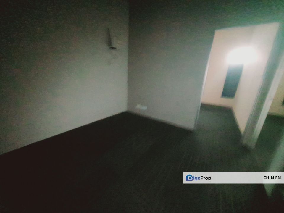 4 Partition Room Carpet 1st Floor Office Pusat Niaga Bukit Baru Utama Melaka, Melaka, Melaka Tengah