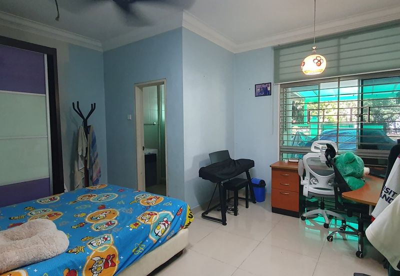 USJ Avenue @ USJ Heights