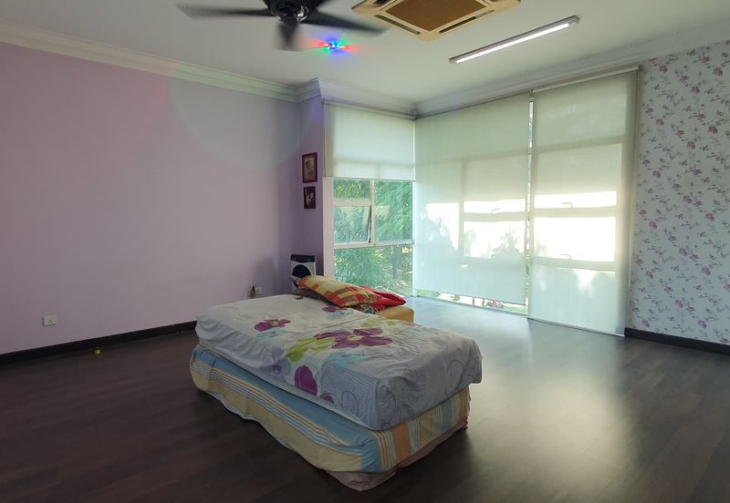 USJ Avenue @ USJ Heights