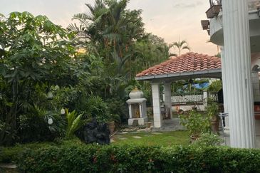 Tropicana Golf & Country Resort