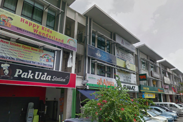 [4.2% ROI] Plaza Crystalville - next to new Aeon 