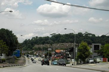 Jalan Maarof