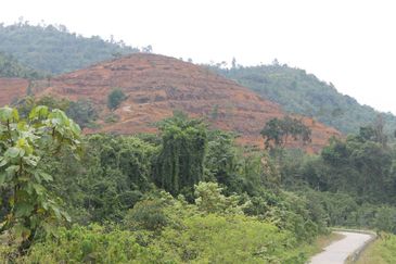 Mountain Peak,Guarded,clubhse,tarred road (9.65ac)