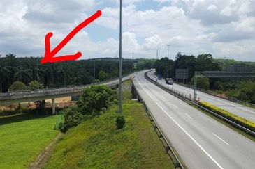 Near JPO- Next to Highway, Commercial zoning(17ac) (RM38psf)