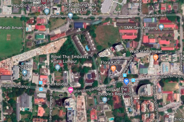 Jalan Damai (behind Double Tree Hilton) - 30600sf 