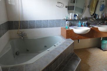 Tropicana Golf-Guarded, golf course view (10900sf)