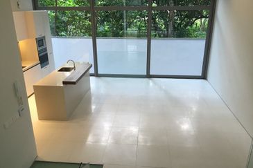 Edge of Uthant - gated, next to ISKL (4700sf)