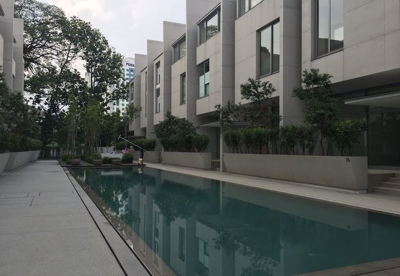 Edge of Uthant - gated, next to ISKL (4700sf)