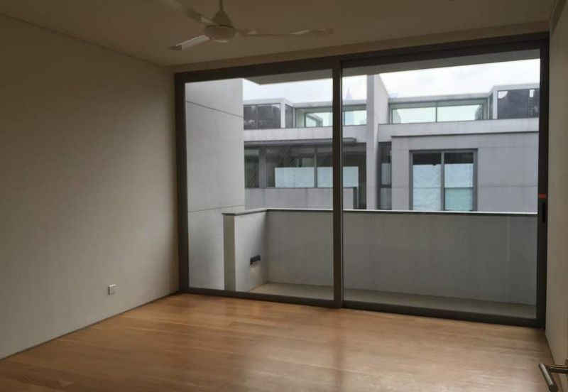 Edge of Uthant - gated, next to ISKL (4700sf)