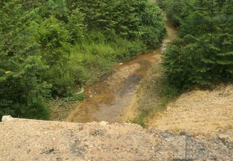 Guarded-Stream,niceview,tarred road,farming-6.93ac