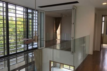 Seputeh Garden- gated, modern (near Mid Valley)  