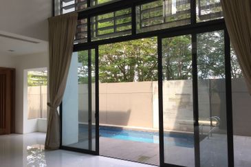 Seputeh Garden- gated, modern (near Mid Valley)  