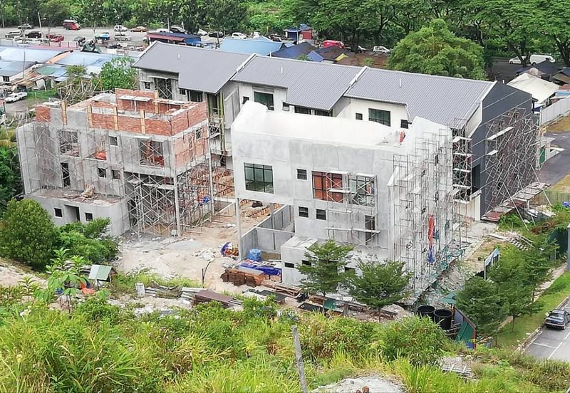 NEW - Gated, pool (Foreigners can buy)