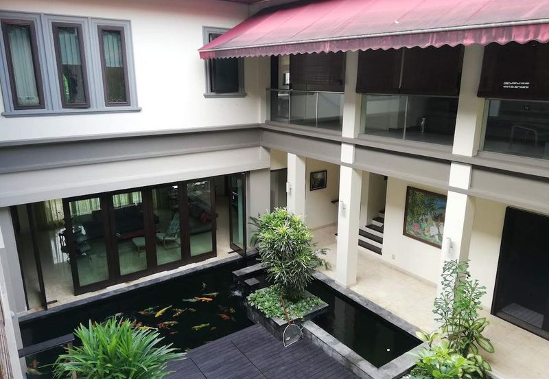 Tropicana Golf - golf view, courtyard home