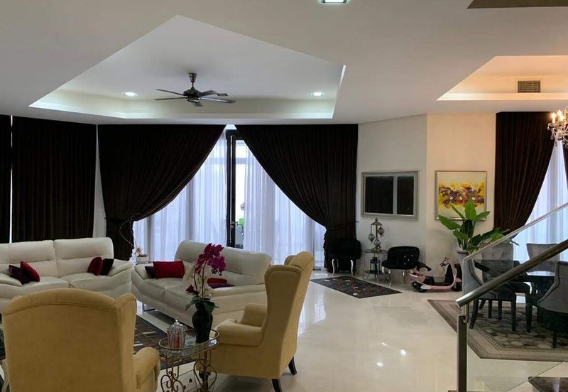 Gallery U-Thant - duplex, private pool and lift