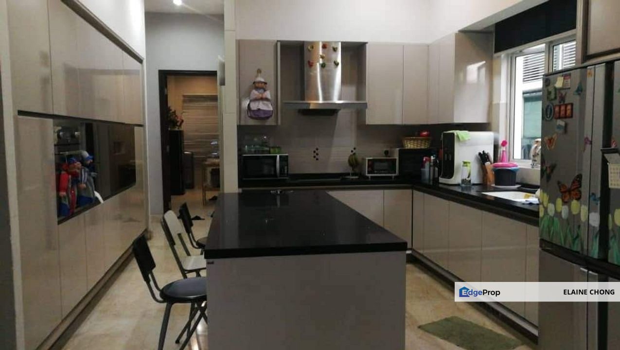 Tropicana Golf Country Resort - golf view, 8 rooms, Selangor, Tropicana