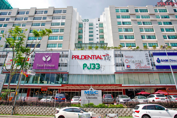 [MSC, LRT] PJ33 (Jaya 33)- above mall (6500sf)