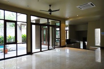 KIARAHILLS - GOOD BUY!! Gated, Type B 