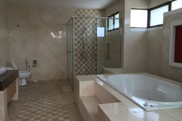 Duta Tropika - gated, opposite Publika (FEW UNITS)