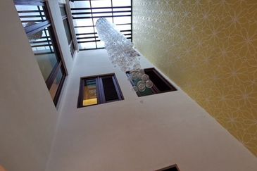 The Ara Bangsar Ara - gated, renovated