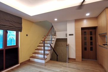 The Ara Bangsar Ara - gated, renovated