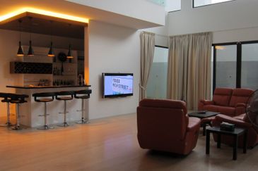 Damansara Heights - Guarded, lift, large ensuite rooms