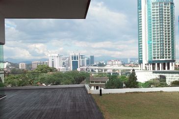 Damansara Heights - Guarded, lift, large ensuite rooms