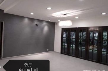 Taman United - 6+2 rooms, 6 carpark