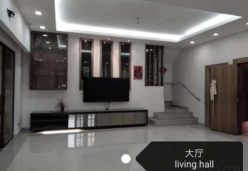 Taman United - 6+2 rooms, 6 carpark