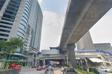 UOA Bangsar - next to LRT, shops  (14800sf)