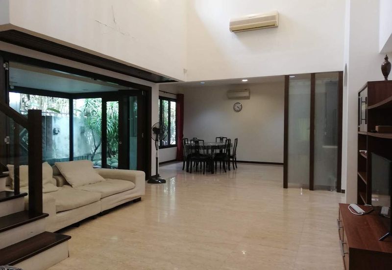 Tropicana Golf- 1.5 storeys (suitable for elderly)