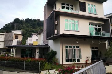 Tijani Ukay - Gated (Strata, foreigners can buy)