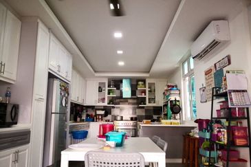 Tijani Ukay - Gated (Strata, foreigners can buy)