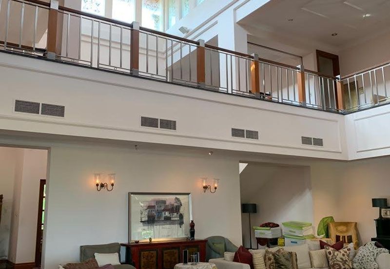 Bangsar Hill-gated, infinity pool, fantastic view 