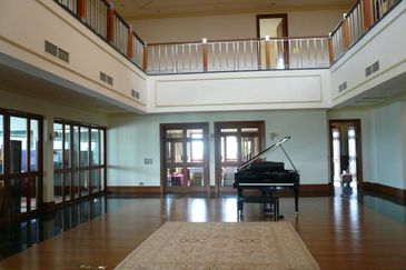 Bangsar Hill-gated, infinity pool, fantastic view 