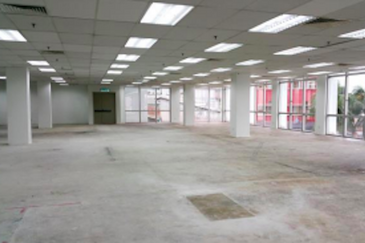 WIsma Kemajuan - (5000sf) office cum warehouse