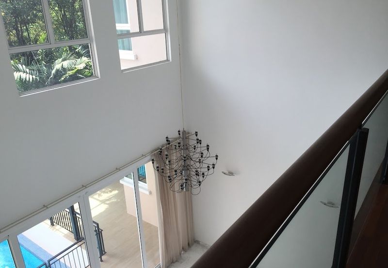 Kenny Hills - Large house, pool and garden